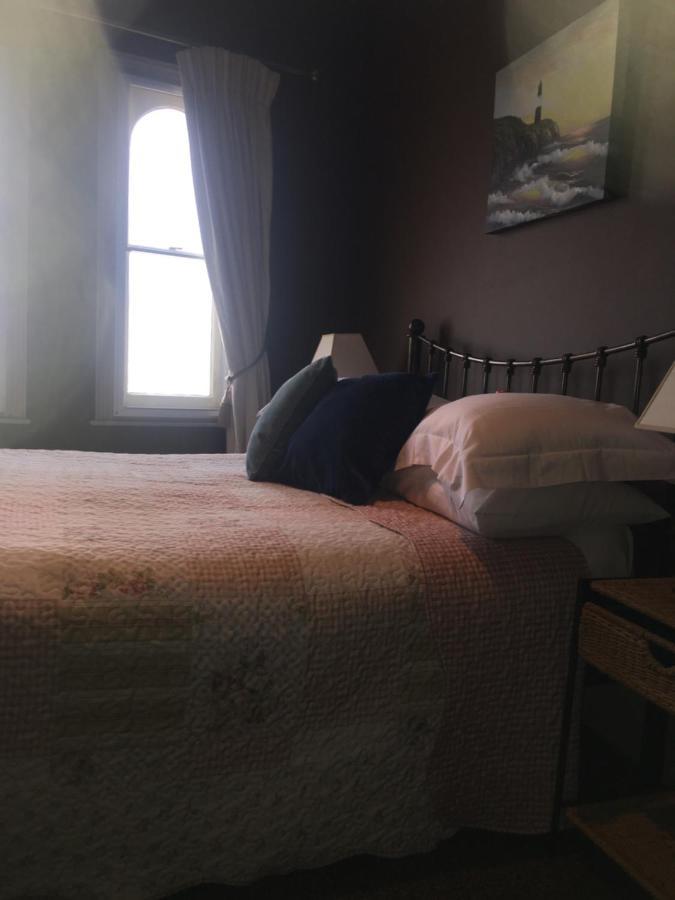 Regency House Bed and Breakfast Walton-on-the-Naze Exteriör bild