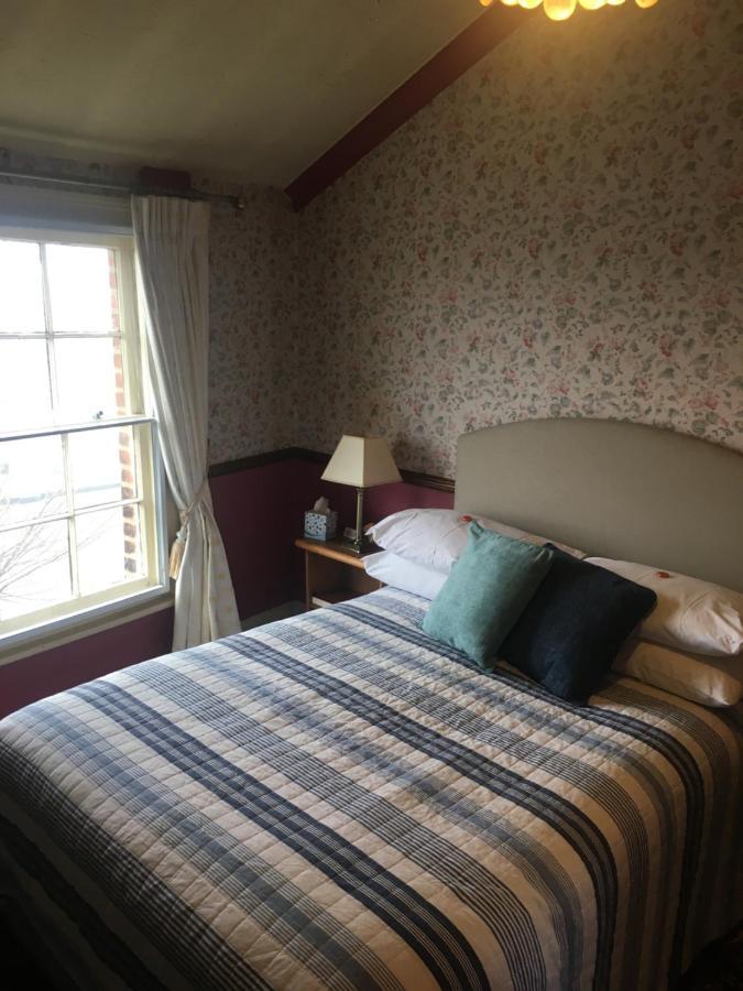 Regency House Bed and Breakfast Walton-on-the-Naze Exteriör bild