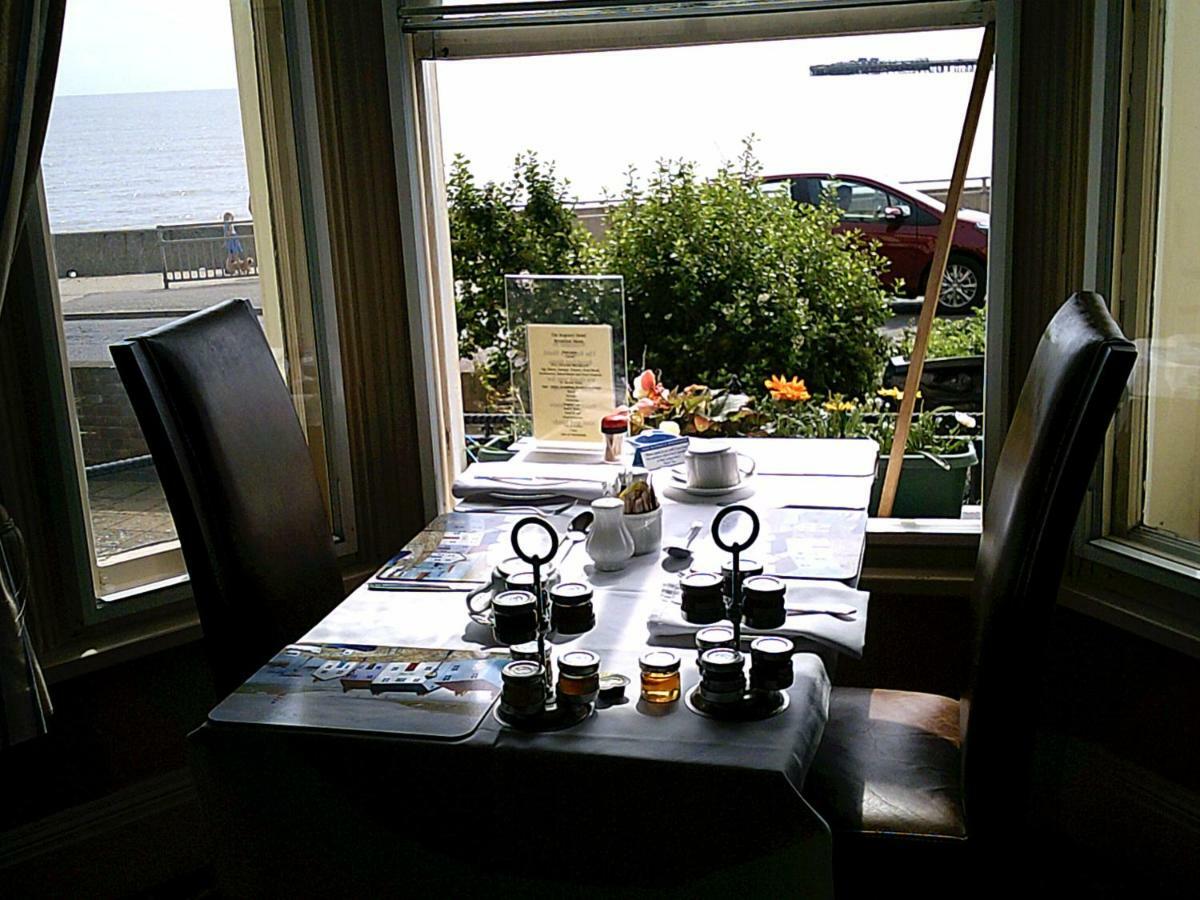 Regency House Bed and Breakfast Walton-on-the-Naze Exteriör bild